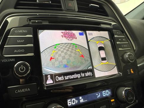 Used 2021 Nissan Maxima SR w/ Sport Mat Group FWD image 18