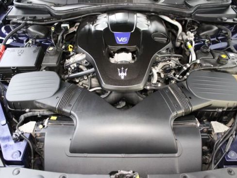 Used 2014 Maserati Quattroporte S Q4 AWD/4WD image 25