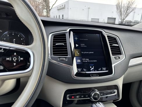 Used 2019 Volvo XC90 T6 Momentum w/ Protection Package Premier image 31