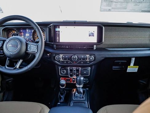 New 2026 Jeep Gladiator Willys AWD/4WD image 15