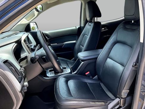 Used 2018 Chevrolet Colorado Z71 w/ Centennial Edition AWD/4WD image 8