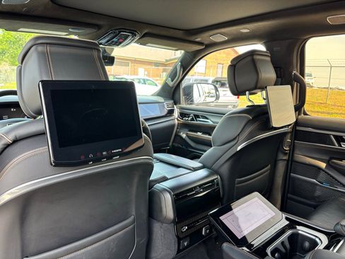 Used 2023 Jeep Grand Wagoneer L Series III w/ Rear Seat Video Group 1 image 23