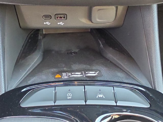 New 2026 Buick Envista Sport Touring w/ Convenience I Package FWD image 31
