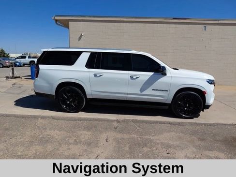 Used 2023 Chevrolet Suburban Premier AWD/4WD image 3