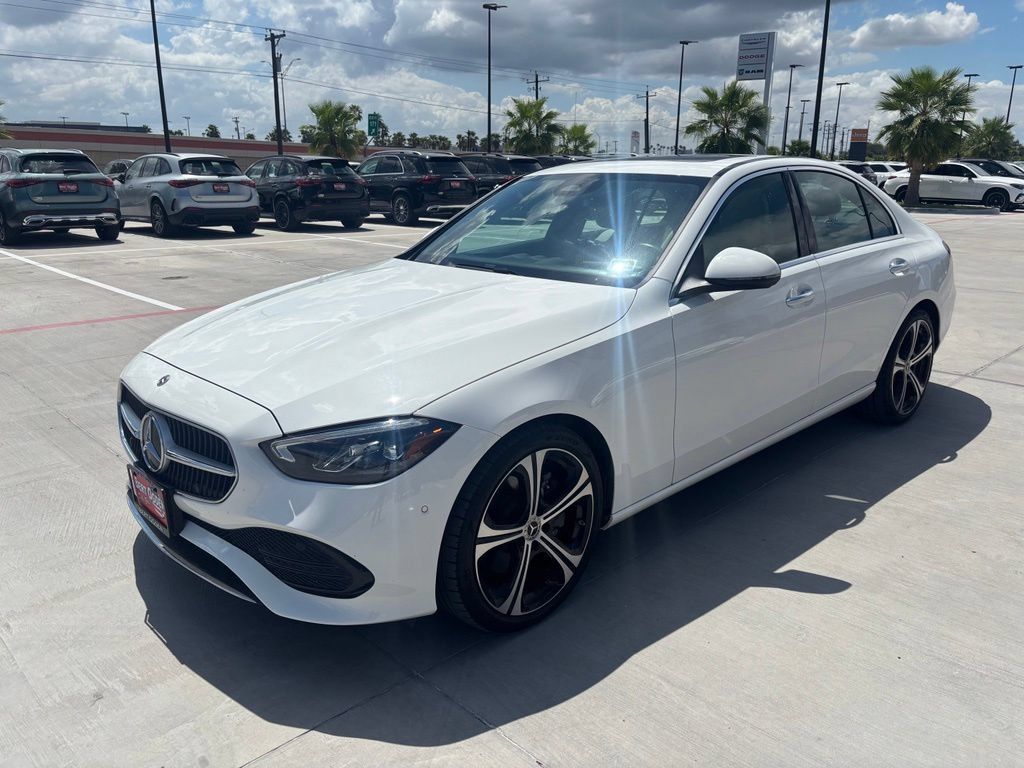 Used 2024 Mercedes-Benz C 300 Sedan image 3