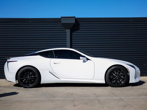Used 2018 Lexus LC 500 Coupe image 8