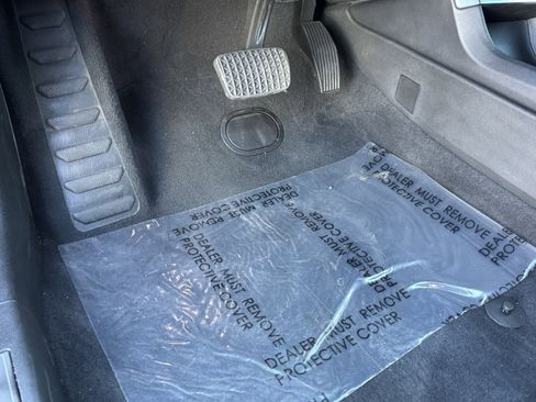 Used 2024 Cadillac Lyriq Luxury w/ LPO, Floor Liner Package image 18