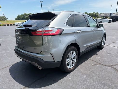 Used 2020 Ford Edge SEL w/ Convenience Package FWD image 4