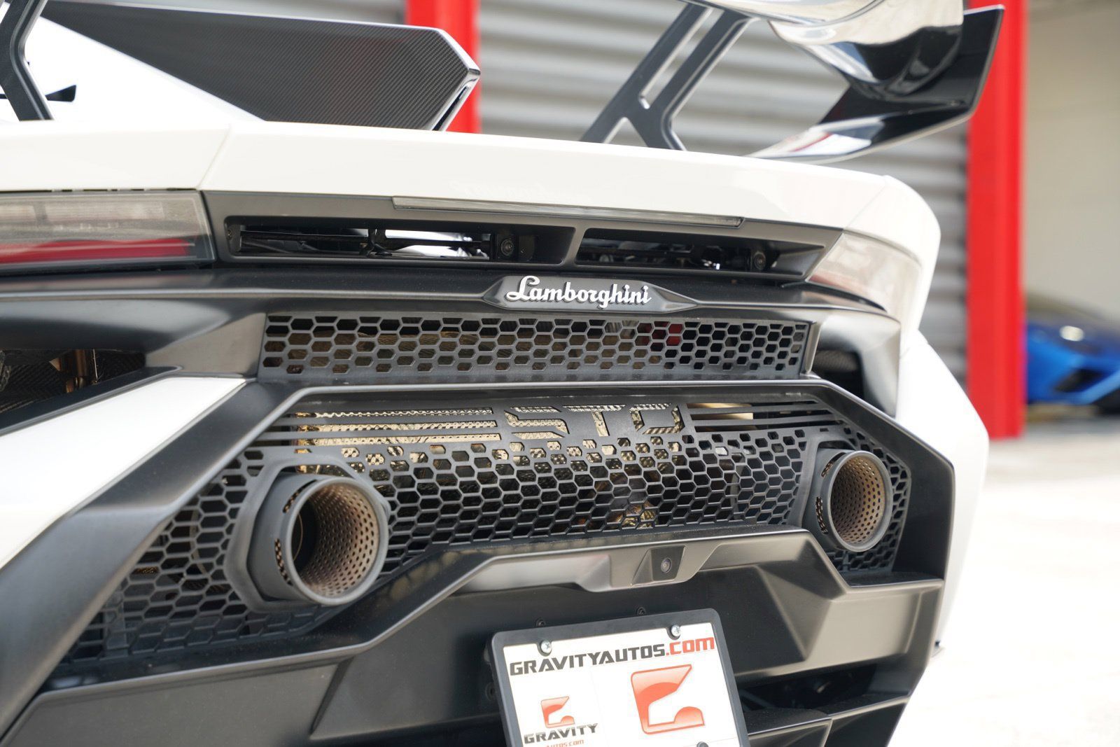 Used 2023 Lamborghini Huracan STO RWD image 28