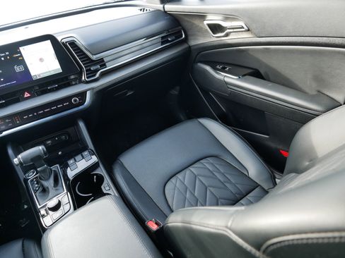 Used 2024 Kia Sportage X-Line w/ X-Line Premium Package image 11