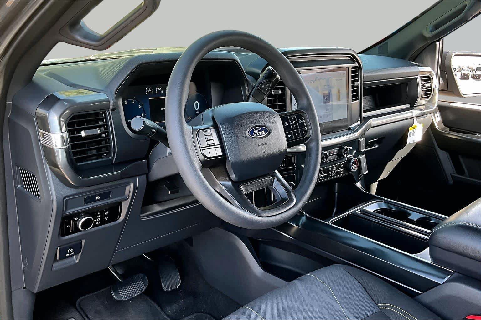 Used 2025 Ford F150 STX RWD image 15