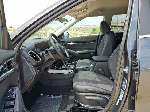 New 2025 Kia Seltos X-Line AWD/4WD image 9