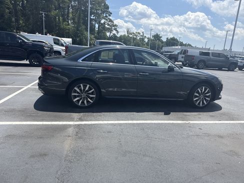 Used 2021 Audi A4 2.0T Premium Plus w/ Premium Plus Package AWD/4WD image 11