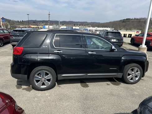 Used 2015 GMC Terrain SLE w/ Chrome Edition image 4