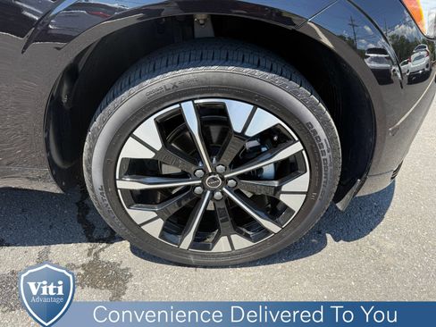 Certified 2026 Volvo XC60 B5 Plus w/ Protection Package Premier AWD/4WD image 15