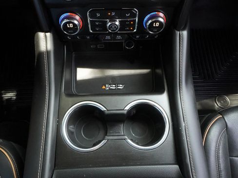 Used 2021 GMC Yukon XL AT4 AWD/4WD image 16