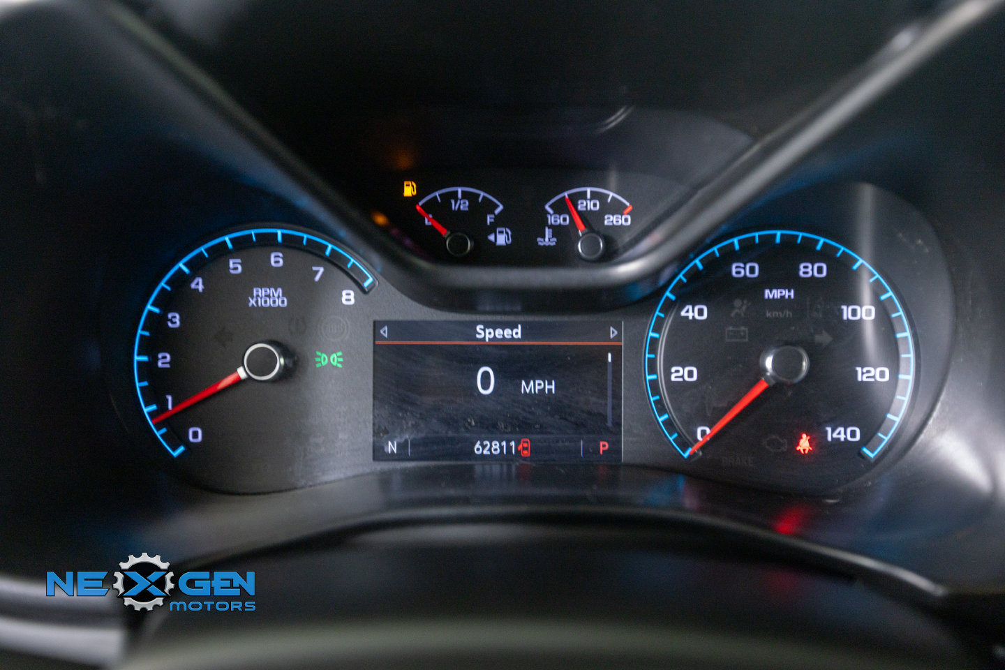 Used 2022 Chevrolet Colorado Z71 AWD/4WD image 3