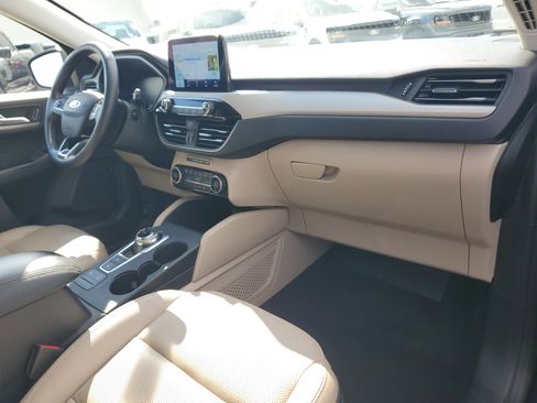 Used 2021 Ford Escape SEL image 19