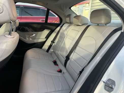 Used 2018 Mercedes-Benz C 300 4MATIC Sedan image 13