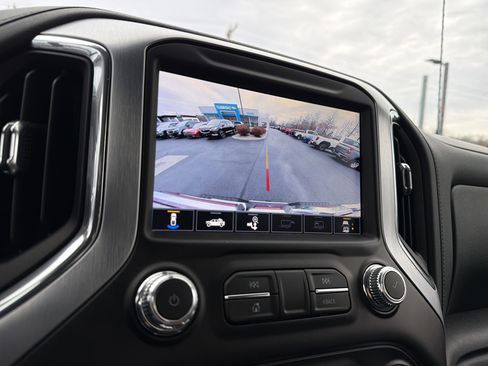 Certified 2022 GMC Sierra 2500 SLT w/ SLT Convenience Package image 20