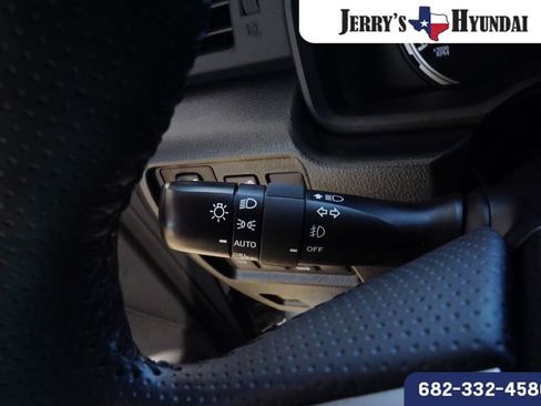 Used 2024 Toyota 4Runner Limited AWD/4WD image 15