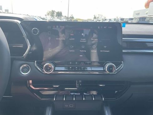 New 2026 GMC Canyon Elevation image 21