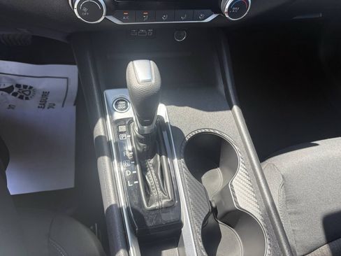 Used 2025 Nissan Altima 2.5 SV FWD image 24