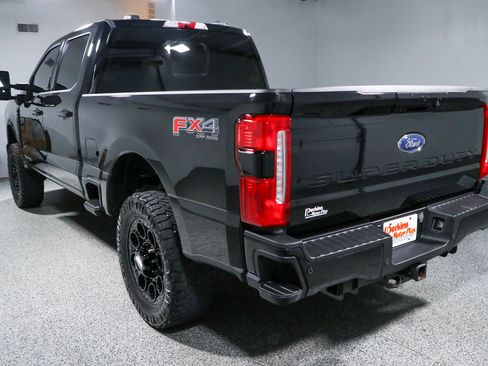 Used 2023 Ford F250 Lariat w/ Lariat Ultimate Package AWD/4WD image 9