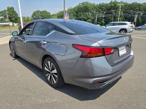 Used 2019 Nissan Altima 2.5 SL FWD image 5