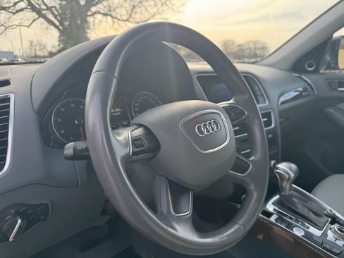 Used 2016 Audi Q5 2.0T Premium Plus w/ Technology Package image 22