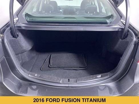 Used 2016 Ford Fusion Titanium FWD image 15