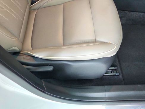 Used 2024 Buick Envista Avenir image 36