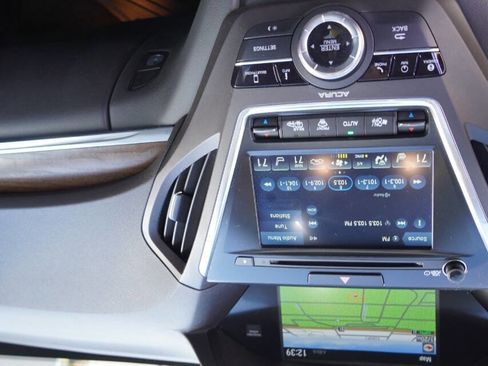 Used 2018 Acura MDX Sport Hybrid w/ Advance Pkg image 24