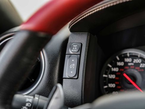 Used 2014 Nissan GT-R Black Edition image 16