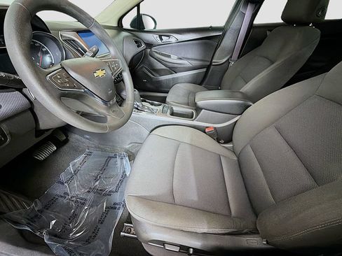 Used 2016 Chevrolet Cruze LT w/ Sun And Sound Package FWD image 22
