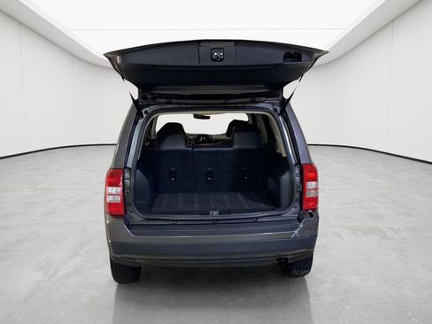 Used 2015 Jeep Patriot High Altitude AWD/4WD image 36
