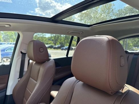 Used 2026 Mercedes-Benz GLS 450 4MATIC image 12