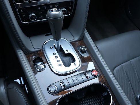 Used 2013 Bentley Continental GT image 64