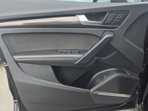 Used 2023 Audi SQ5 Premium Plus w/ Premium Plus Package image 36