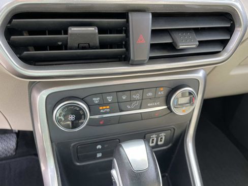 Used 2018 Ford EcoSport SE image 20
