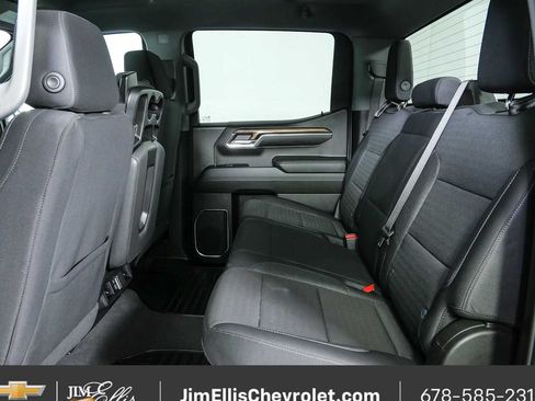 Used 2024 Chevrolet Silverado 1500 LT AWD/4WD image 16