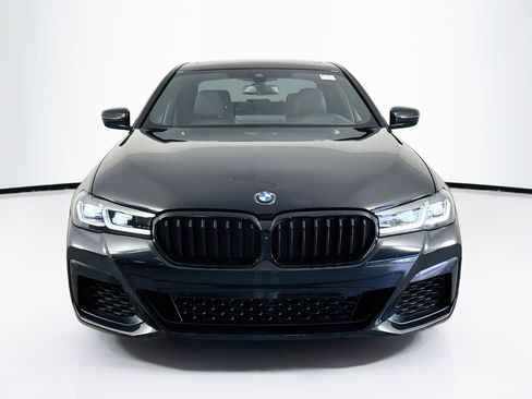 Used 2022 BMW M550i xDrive w/ Executive Package AWD/4WD image 2