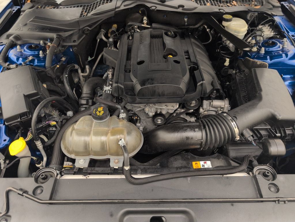 Used 2017 Ford Mustang Premium RWD image 35