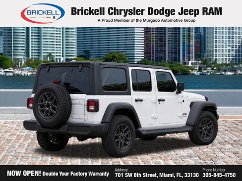 Used 2017 Jeep Grand Cherokee Limited RWD image 4