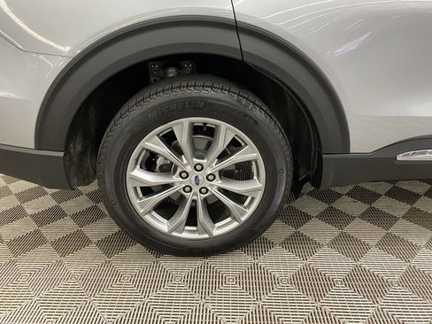 Used 2023 Ford Explorer Limited image 13