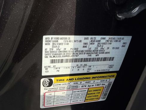Certified 2024 Lincoln Navigator Reserve AWD/4WD image 21