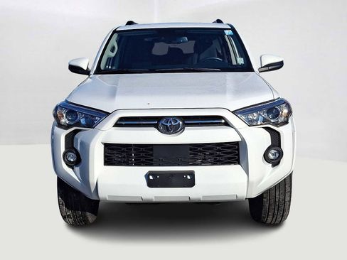 Certified 2024 Toyota 4Runner SR5 image 3