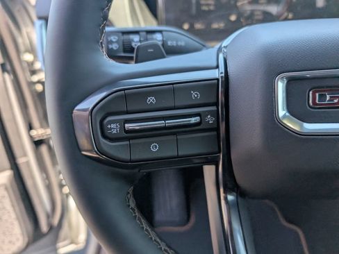 New 2026 GMC Terrain AT4 w/ Technology Package II AWD/4WD image 19