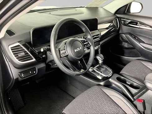 Certified 2026 Kia Seltos S FWD image 16