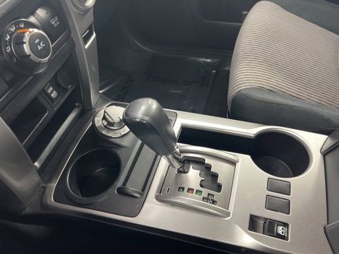 Used 2016 Toyota 4Runner SR5 image 18